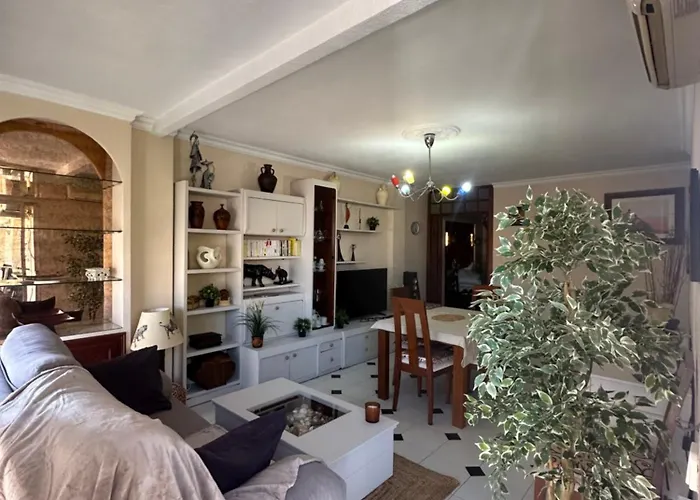 Apartment Centre *